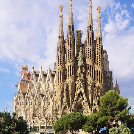 Gaudi's Bcn Penthouse Apartmán